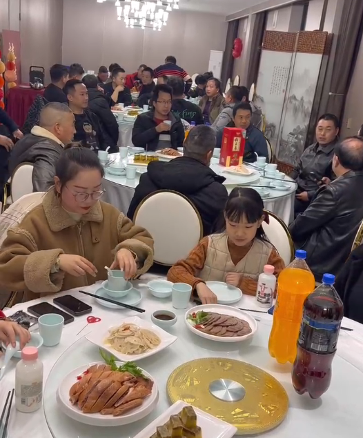 2024新年聚餐！